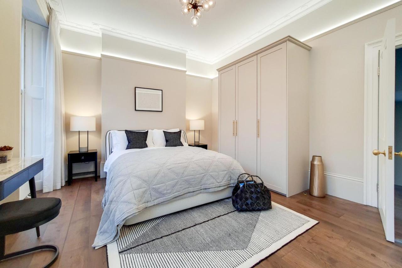 The Argyle Collection Near Kings Cross St Pancras - By Short Stories * London